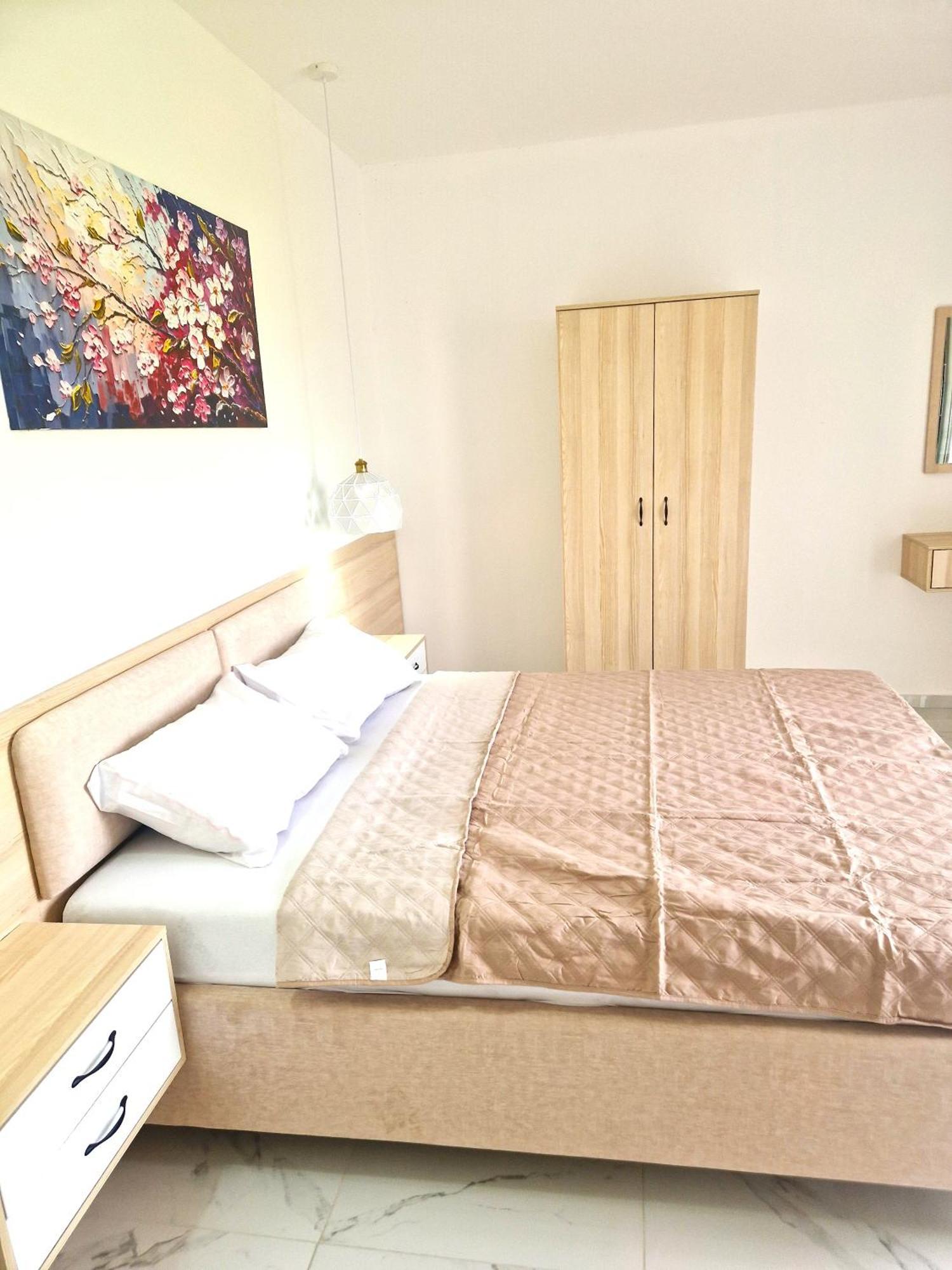 Ivana Apartments Ulcinj Extérieur photo