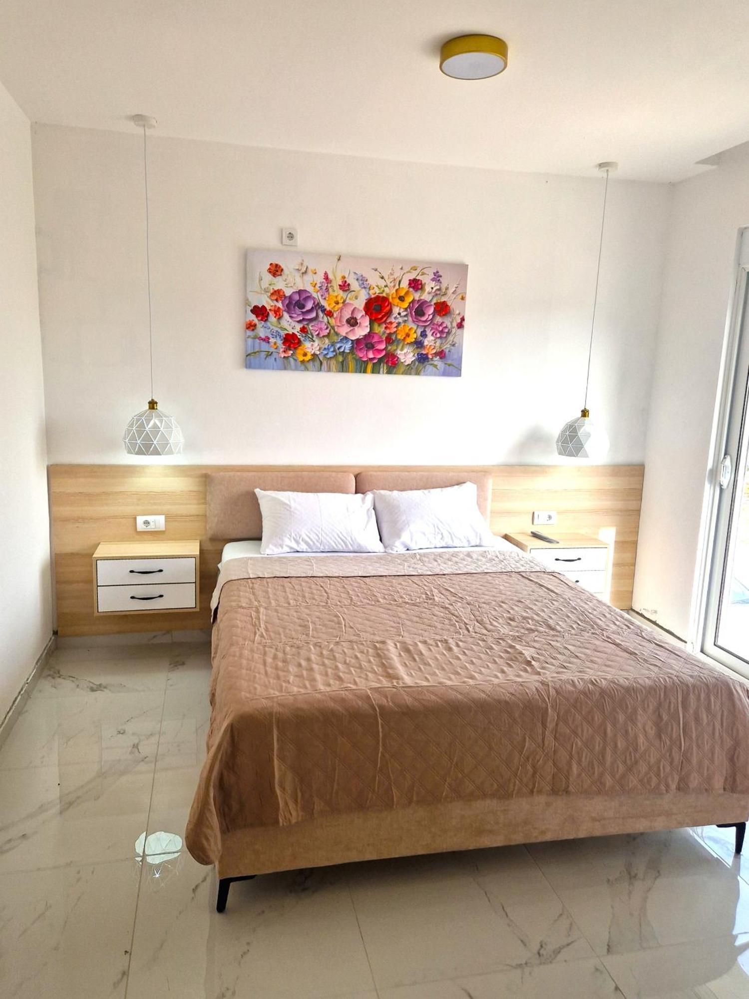 Ivana Apartments Ulcinj Extérieur photo
