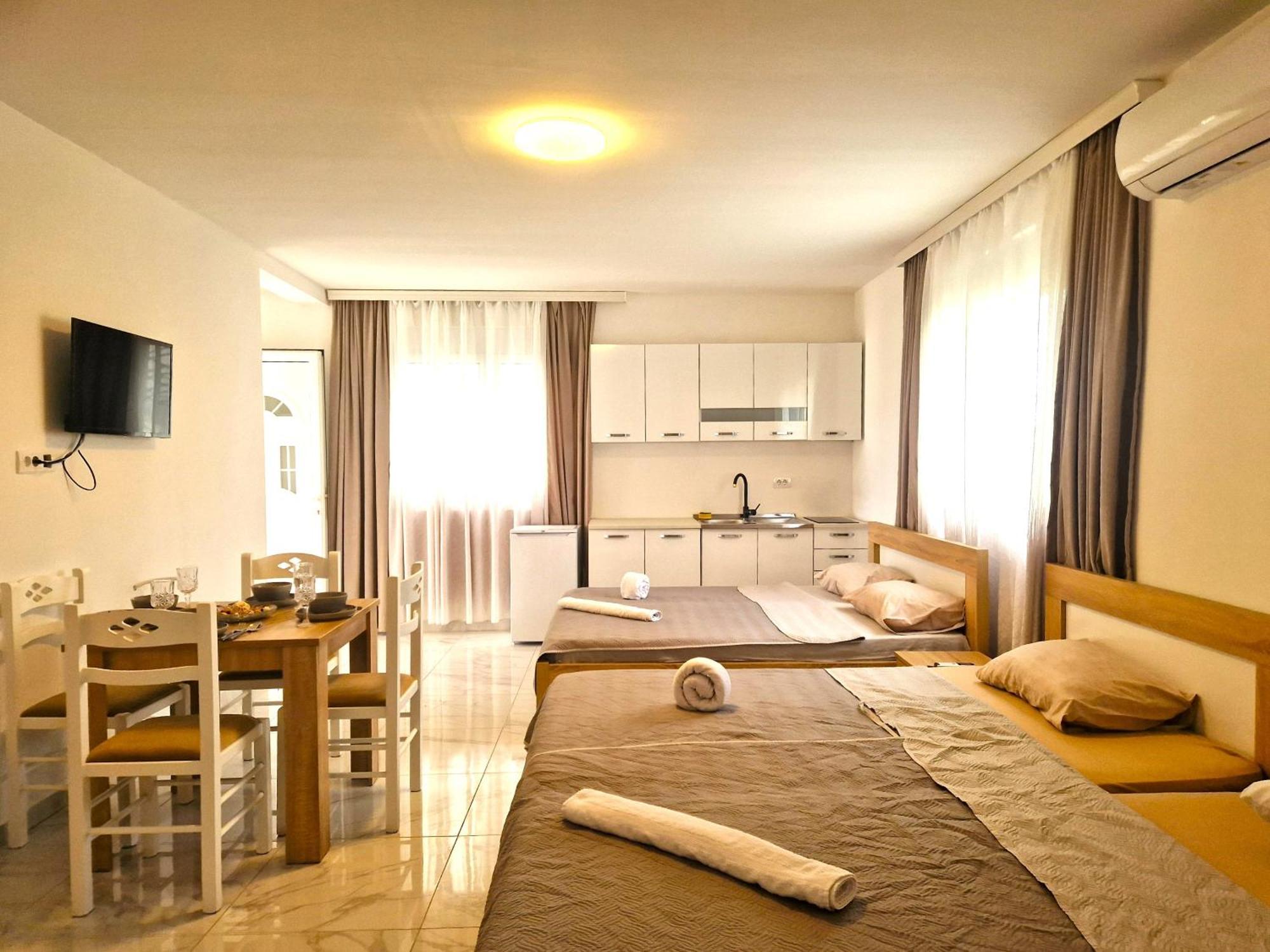 Ivana Apartments Ulcinj Extérieur photo