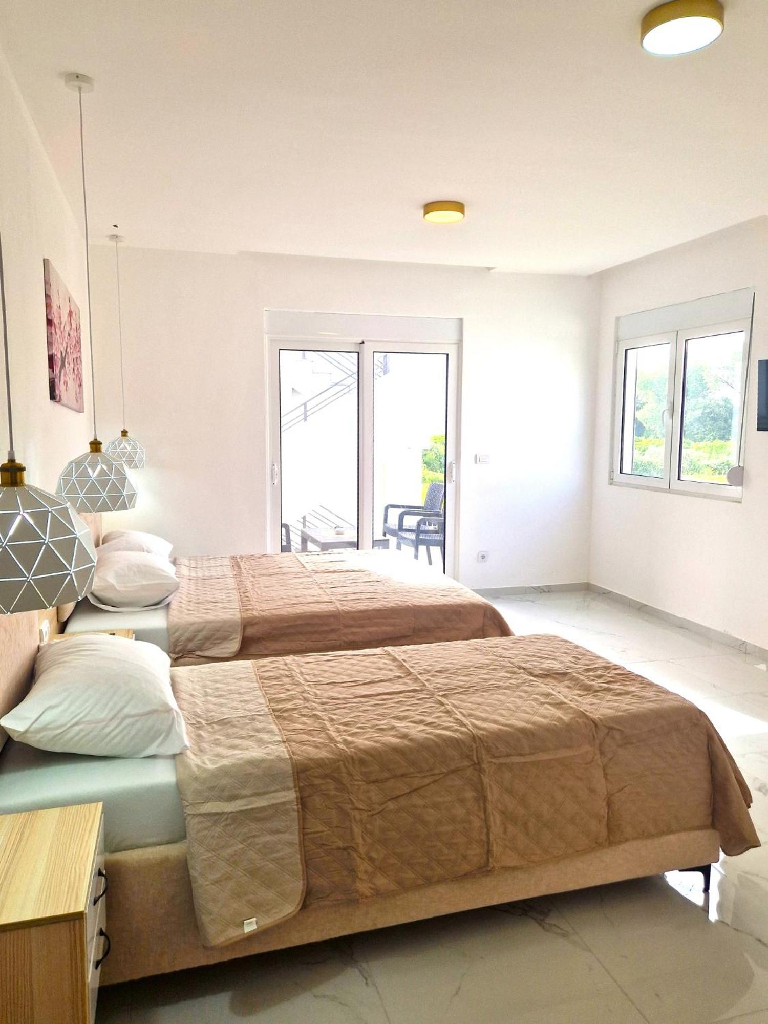 Ivana Apartments Ulcinj Extérieur photo